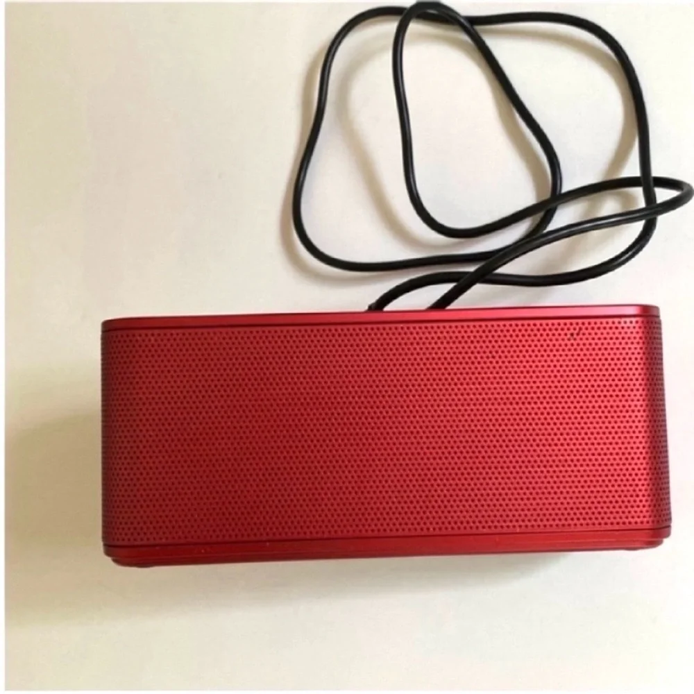 Samsung Level Box Mini Speaker Portable Bluetooth Speaker Red